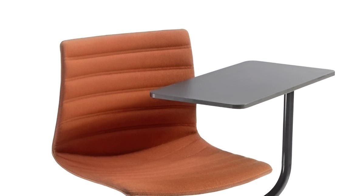 Sa pomoćnim stolićem